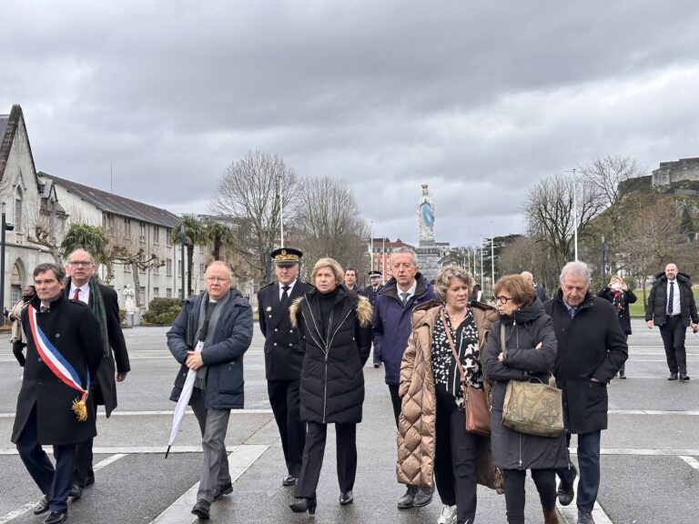 Visite de Nathalie Delattre, ministre déléguée au Tourisme, au Sanctuaire Notre-Dame de Lourdes