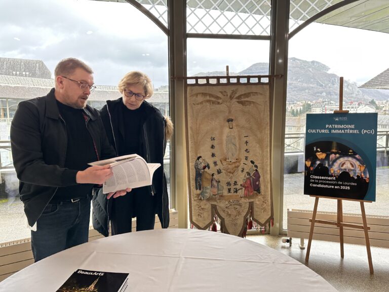 Visite de Nathalie Delattre, ministre déléguée au Tourisme, au Sanctuaire Notre-Dame de Lourdes