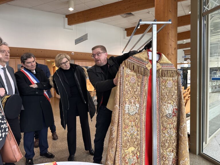 Visite de Nathalie Delattre, ministre déléguée au Tourisme, au Sanctuaire Notre-Dame de Lourdes